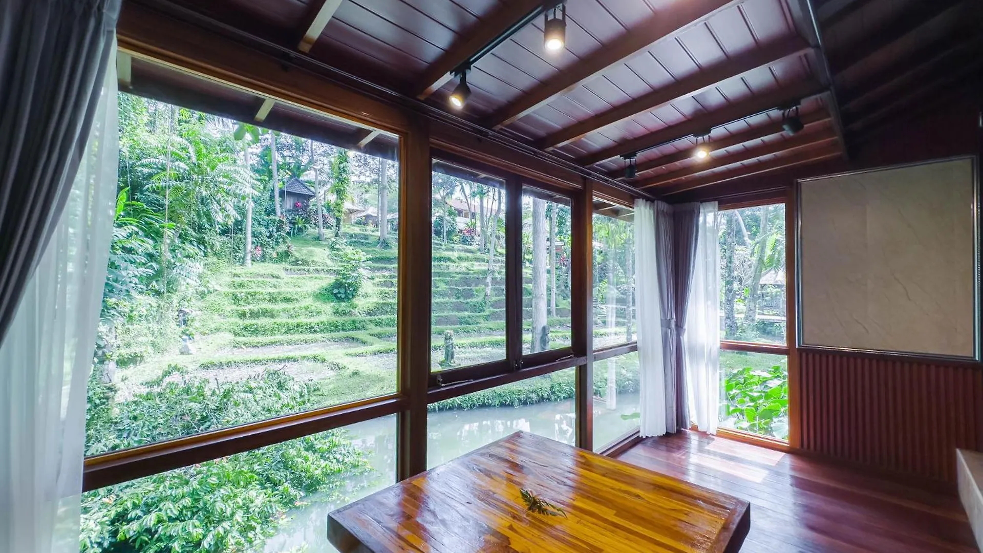 Ubud Sari Health Resort Ουμπούντ